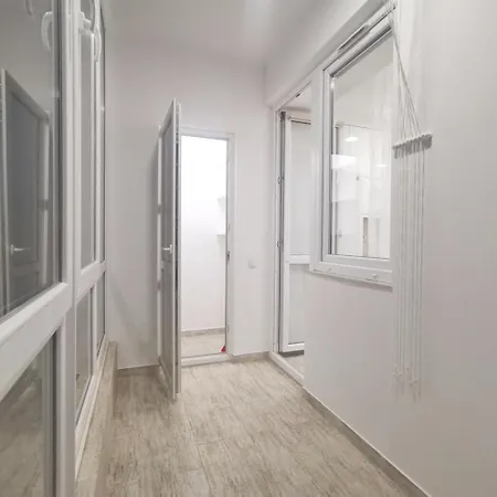 Апартаменти Як Вдома Lviv Exterior photo